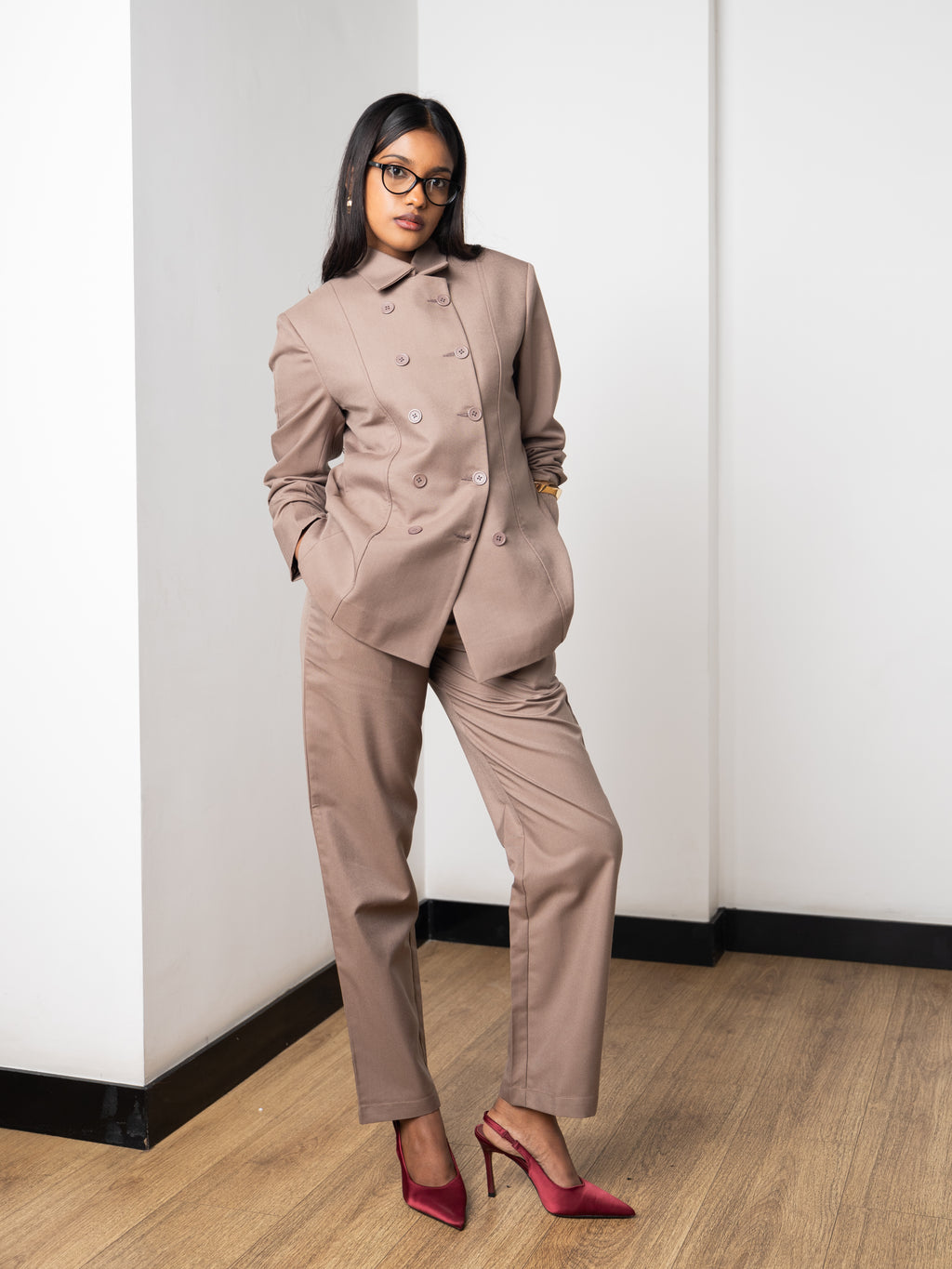 Core Trousers (Brown)
