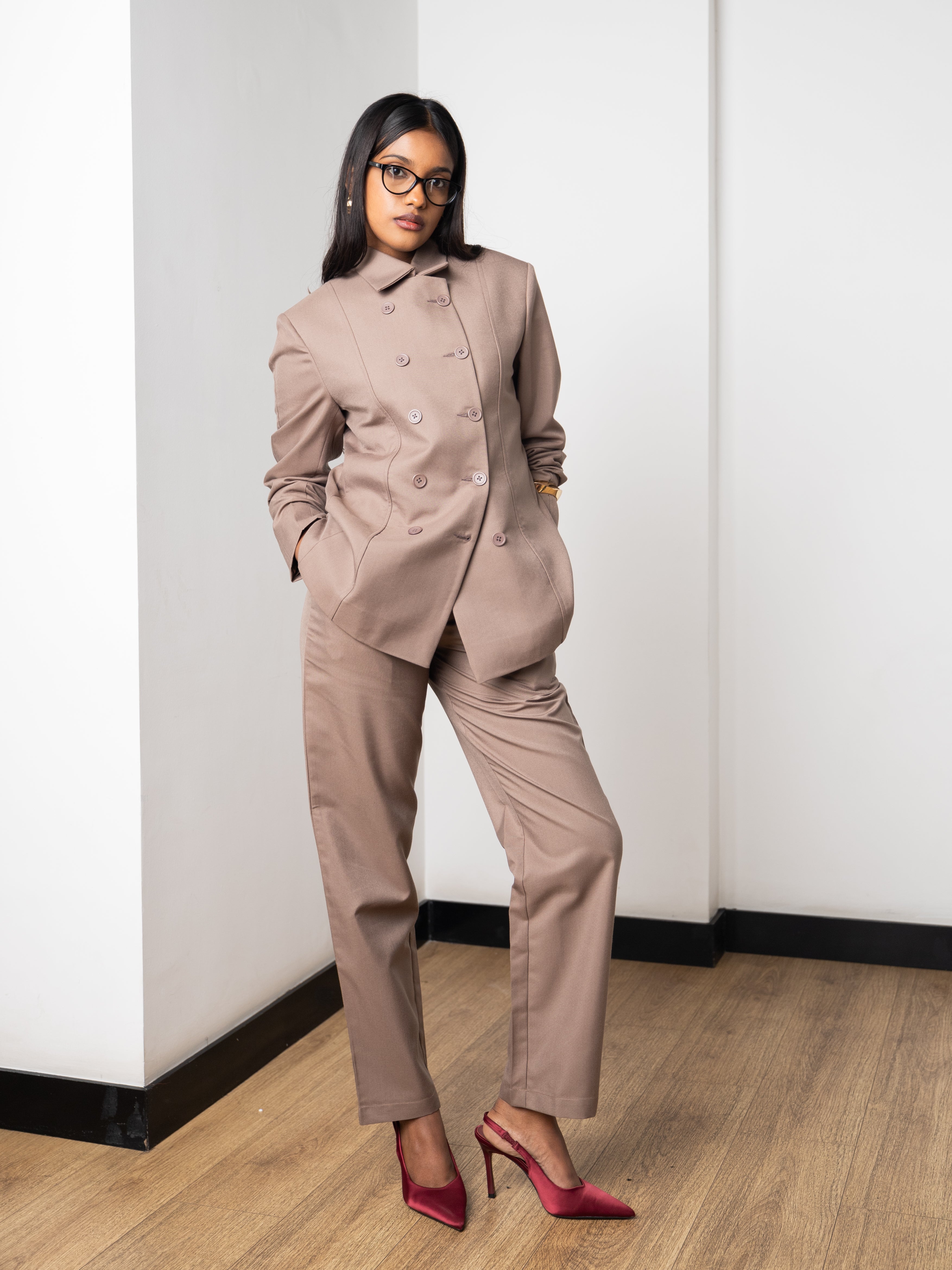 Core Trousers (Brown)